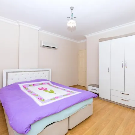 Bora Beach Flat Apartment Marmaris